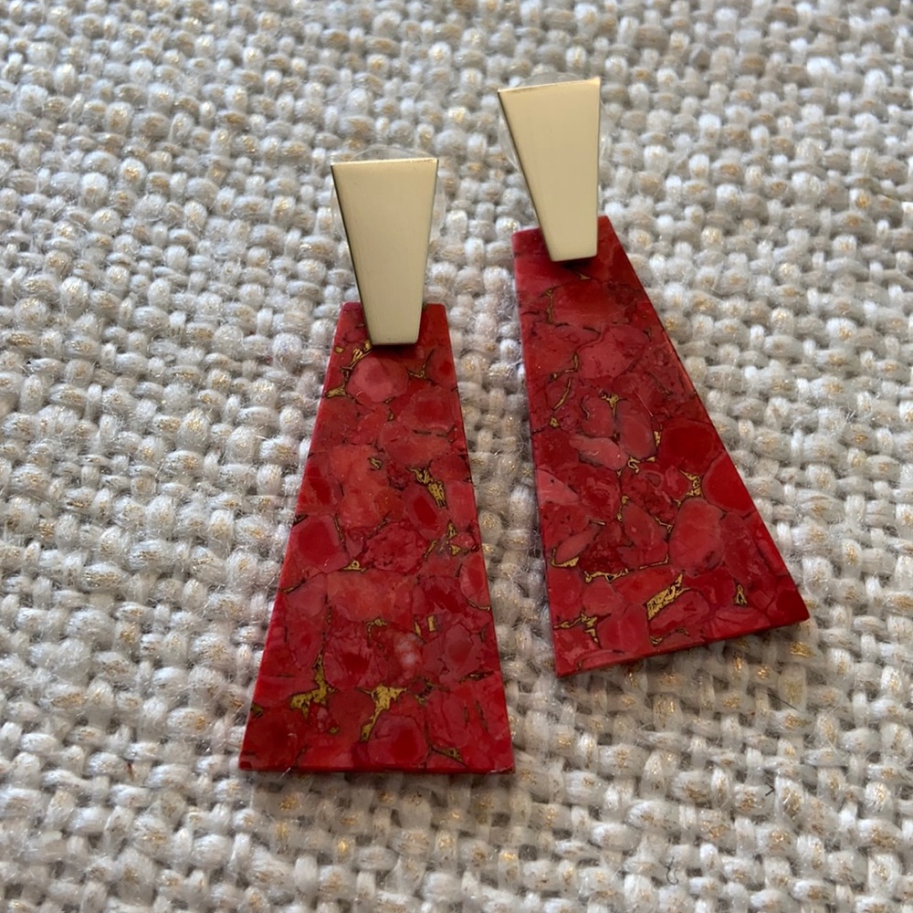 Kendra Scott earrings